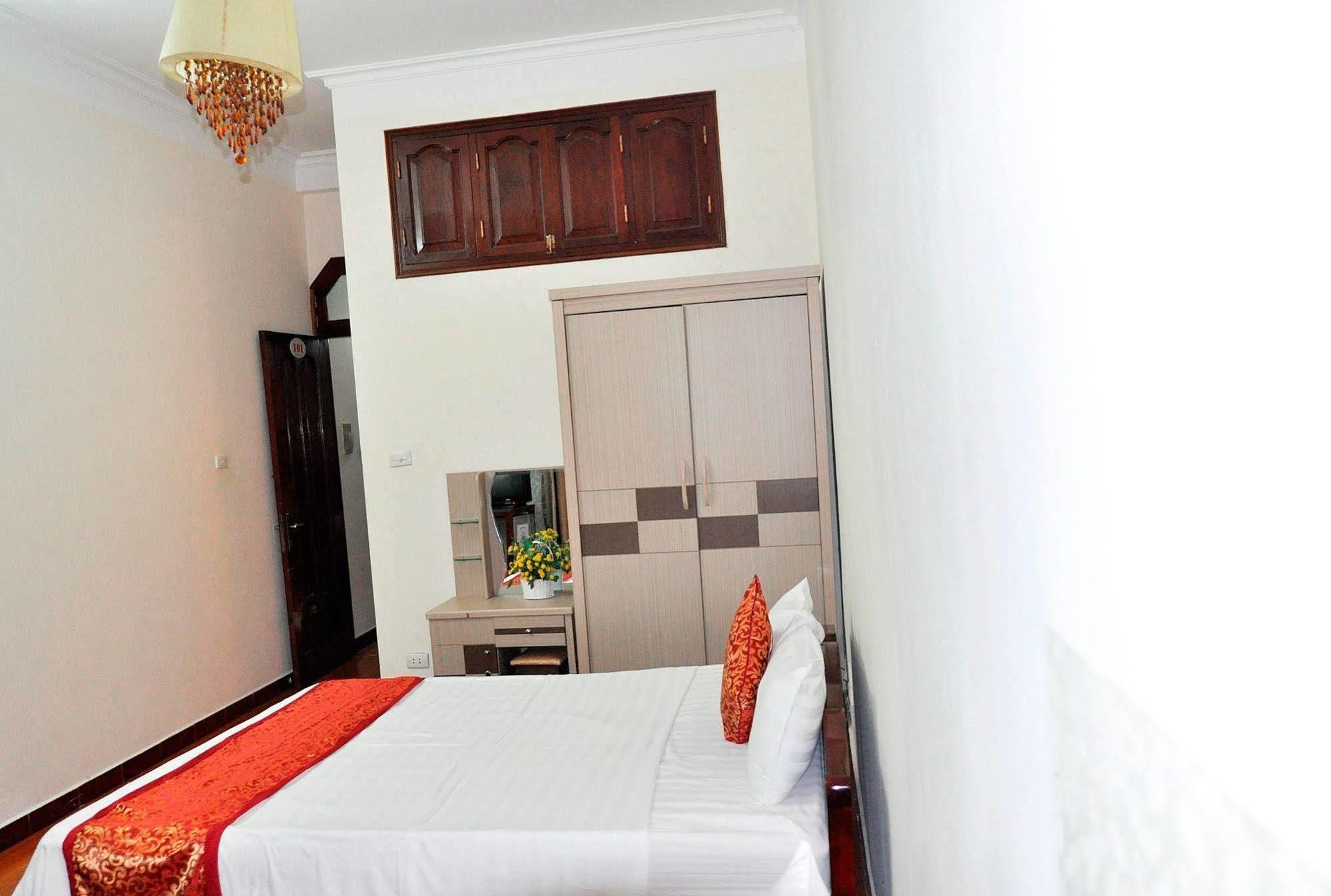 Grand Holiday Hotel 2 Hanoi Buitenkant foto