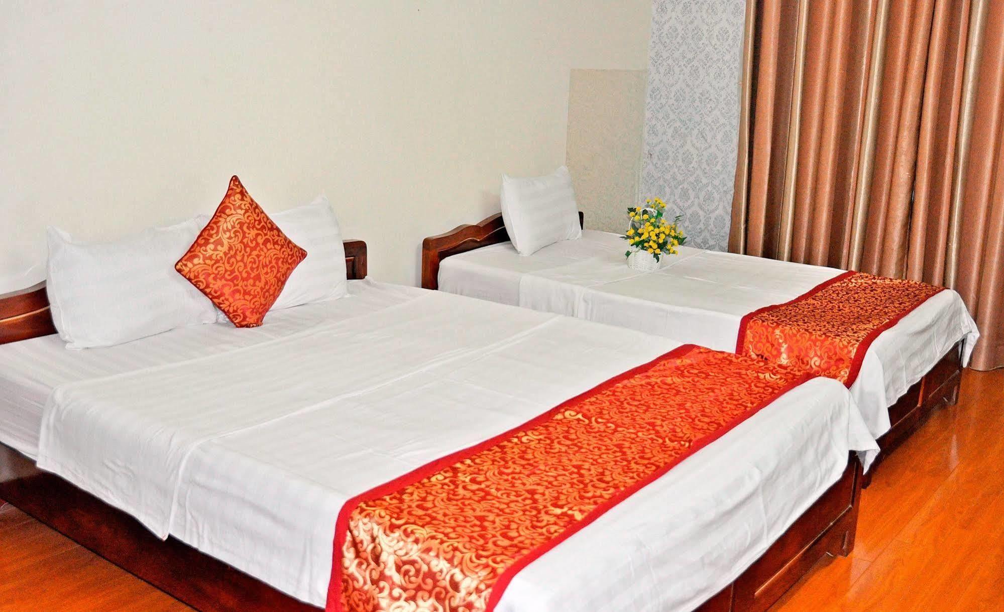 Grand Holiday Hotel 2 Hanoi Buitenkant foto
