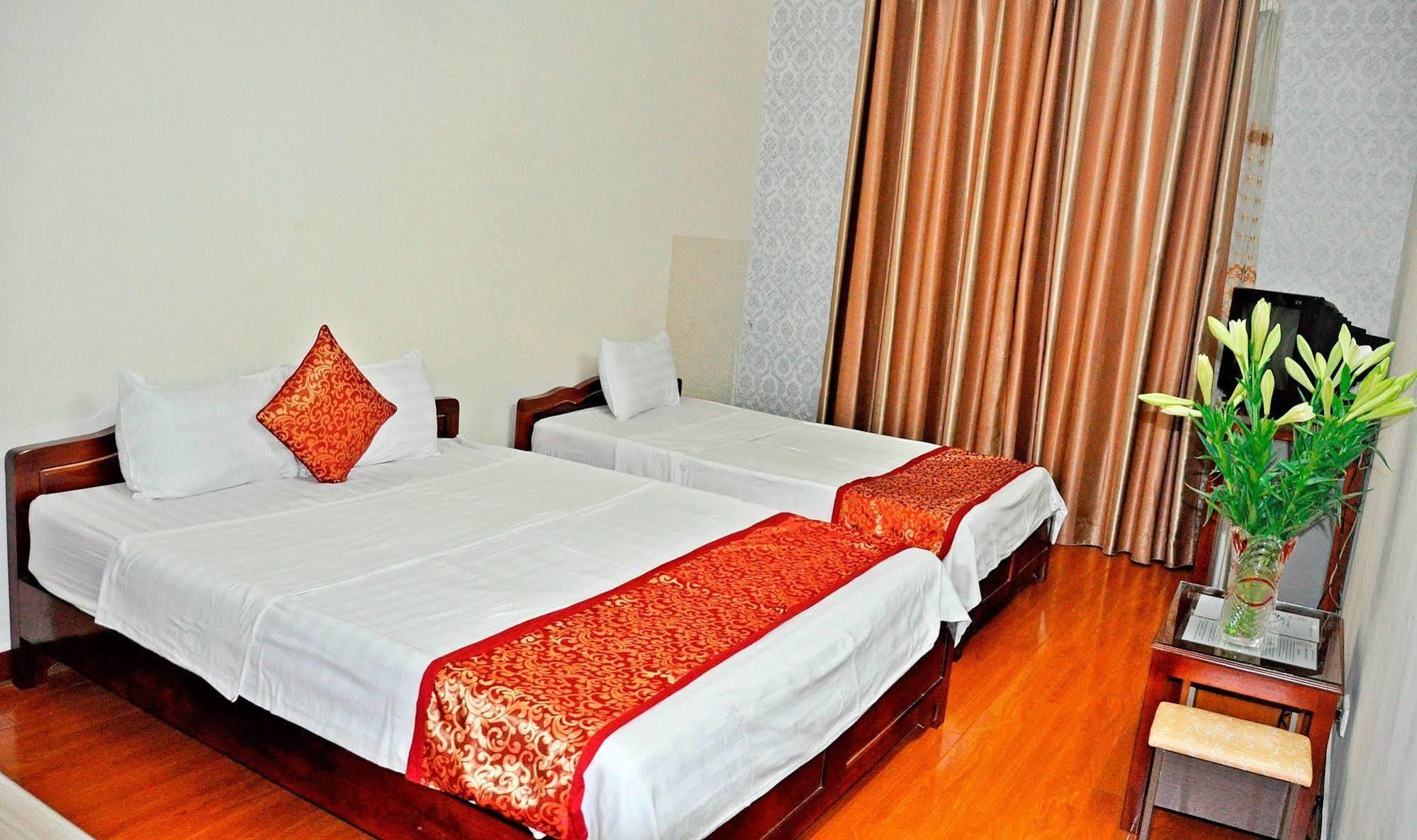 Grand Holiday Hotel 2 Hanoi Buitenkant foto